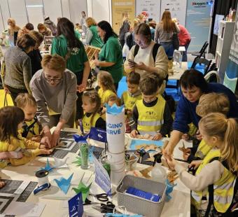 Visagino bibliotekos darbuotojai – jubiliejinėje Vilniaus knygų mugėje